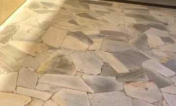 Imagem 4: Casa de condomínio para aluguel tem 290 metros quadrados com 3 quartos