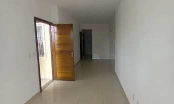 Imagem 4: Casa com garagem coberta