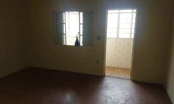 Imagem 3: Casa para Locação em Mogi das Cruzes, Jardim São Pedro, 2 dormitórios, 1 banheiro