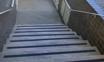 Imagem 6: Apartamento para venda tem 2 quartos, sendo 1 revertido, elevador e ótima localização