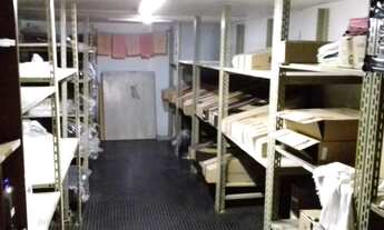 Imagem 4: 15502) à venda - Loja com , no Centro