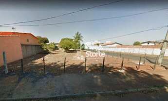 Imagem 4: Terreno contra esquina à venda, 300 m² por R$ 400.000 - Santa Mônica - Uberlândia/MG