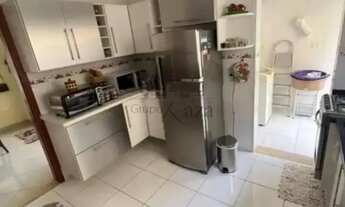 Imagem 2: Oportunidade - Casa Sobrado - Residencial São Paulo - Jacareí - 3 Dormitórios - 170m²