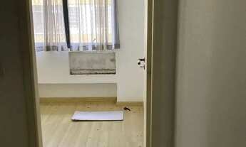 Imagem 6: ÓTIMA SALA COM 37 METROS PRIVATIVOS E BOX ESCRITURADO