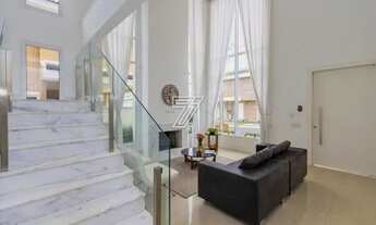 Imagem: Casa em Condomínio / 4 suítes / Santa