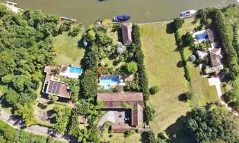 Imagem 5: Linda mansão com deck e vaga de barco, em cond. com aeroporto e praia privativa