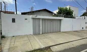 Imagem 2: Casa Exclusiva para Aluguel no Ininga, Teresina 4 Quartos, 2 Suítes