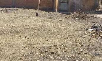 Imagem 4: Vende lote murado com casa de 2 cômodos