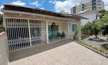 Imagem: Casa Semi Mobiliada com 2 quartos para locação