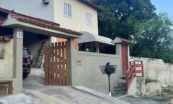 Imagem 2: Casa com 4 dormitórios à venda, 250 m² por R$ 420.000,00 - Viaduto - Araruama/RJ