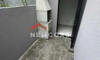 Imagem 2: Sobrado em Rua Cangerana - Canto Grande - Bombinhas/SC