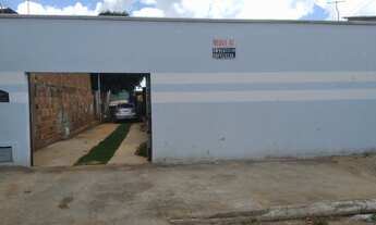 Imagem: Vende se casa com barracão