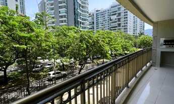 Imagem 2: Apartamento para venda possui 178 metros quadrados com 4 quartos