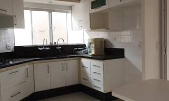 Imagem 2: Casa de condomínio térrea para venda com 212 metros quadrados com 3 quartos