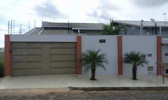 Imagem: Aluga-se casa no Jardim Itália