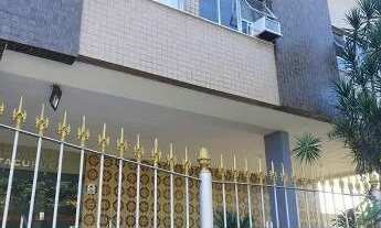 Imagem 5: Apartamento para venda tem 2 quartos, sendo 1 revertido, elevador e ótima localização