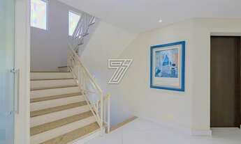 Imagem 7: Casa para venda possui 312 metros quadrados com 4 quartos em Pilarzinho - Curitiba - PR