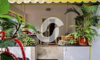 Imagem 4: Casa para venda com 300 m² e 4 quartos em São Francisco - Niterói - RJ