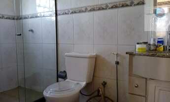 Imagem 6: Ocean vende: Barroco, casa sala ampla, cozinha, 4 quartos sendo 1 suíte, closet, sacada