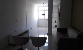 Imagem 2: Apartamento para venda com 76 metros quadrados com 2 quartos em Copacabana - Rio de Janeir