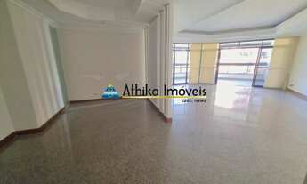 Imagem 4: Imóvel de 260m² de 4 Quartos 2 suítes e 2 vagas soltas na Praia da Costa