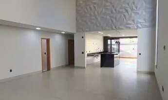 Imagem 3: Casa de condomínio térrea para venda com 226 metros quadrados com 4 quartos