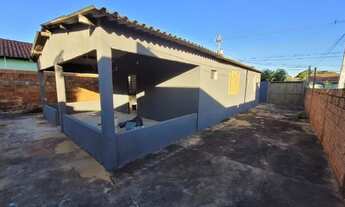 Imagem 3: Casa Bairro Silvia Regina. 1 suíte com armário mais 1 quartos, e etc com varanda, quintal