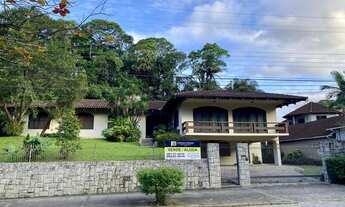 Imagem: Casa para aluguel possui 423 metros quadrados