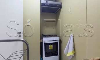 Imagem 6: Flat na cobertura com 2 dormitórios e 1 vaga de garagem, finamente decorado no centro de A