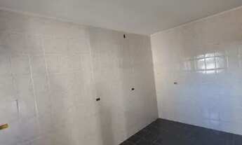 Imagem 5: Aluga Edícula com 02 quartos e garagem- Próxima Hospital e Pronto Socorro da Vila Industri