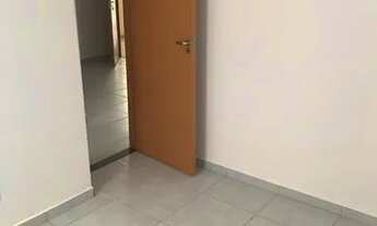 Imagem 6: VENDO APARTAMENTO TÉRREO COM 2/4, SALA, COZINHA E BANHEIRO COM BOX E CONDOMÍNIO COM ÁREA D