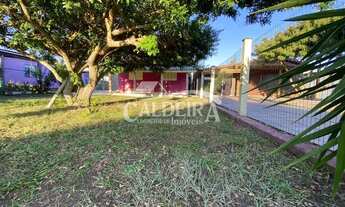 Imagem 5: ACONCHEGANTE CASA DE MADEIRA SEMI MOBILIADA E COM ANEXO!! FÁCIL ACESSO AO MAR!!