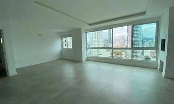 Imagem 4: Apartamento 3 Suítes no Centro de Balneário Camboriú