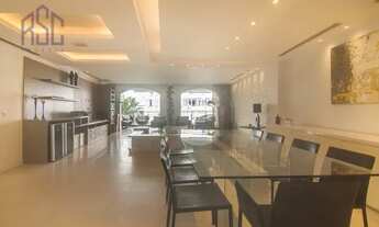 Imagem 2: Apartamento Mobiliado e Reformado para aluguel tem 260m2 com 4 Suítes 2 Vagas no Leblon