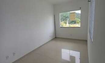 Imagem 5: Casa com garagem coberta