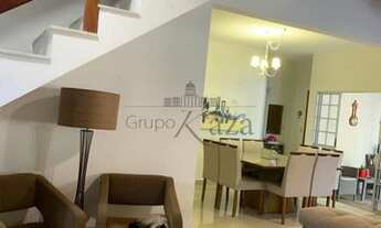 Imagem 2: **Casa Sobrado - Urbanova - Condomínio Recanto da Serra - 4 Dormitórios - 222m² - Aceita