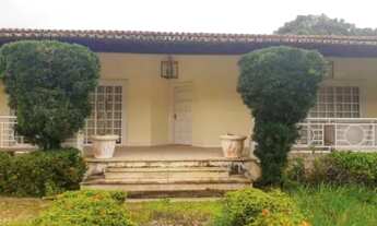 Imagem 5: Casa com área construída de 322m² em Lauro Freitas/BA