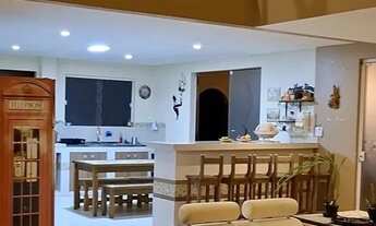 Imagem 7: Casa para venda tem 325 metros quadrados com 4 quartos em Imbassaí - Mata de São João - Ba