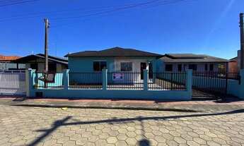 Imagem: Casa com 4 Quartos e Edícula a 400m do