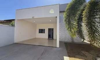 Imagem 6: Casa de 3 Quartos com Energia Solar na 604 Norte