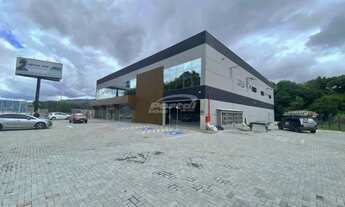 Imagem: Novo Centro Comercial localizado no bairro