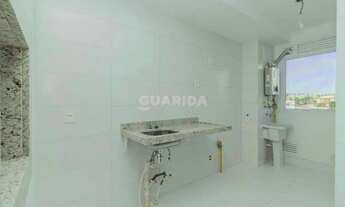 Imagem 4: Apartamento com 2 dormitórios e 1 vaga de garagem no bairro Passo d`Areia