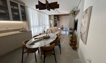 Imagem 2: Apartamento com 2 quartos em Florianópolis/SC! Vista Mar, Mobiliado e 2 vagas de garagem