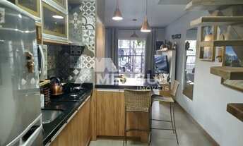 Imagem 3: Casa residencial com 4 dormitórios e 3 vagas no bairro Ecoville em Porto Alegre com 156m²