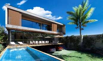 Imagem 6: Casa nova, 4 suítes, em condomíno na Praia do Estaleiro, Balneário Camboriú!