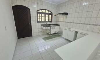 Imagem 3: Sobrado para aluguel possui 125 metros quadrados com 3 quartos