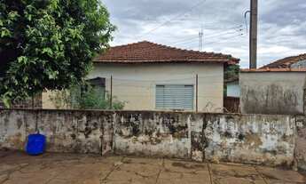 Imagem 2: Casa Antiga Casa com 3 dormitórios