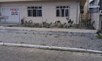 Imagem: Casa espaçosa e aconchegante na praia do