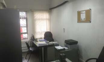 Imagem 7: Prédio Comercial na Parada Inglesa