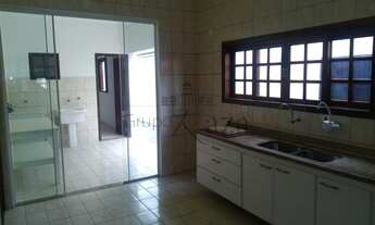 Imagem 7: Casa de condomínio térrea para venda tem 131 metros quadrados com 3 quartos